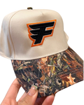 Camo Brim Philadelphia Flyers Embroidered Trucker Hat
